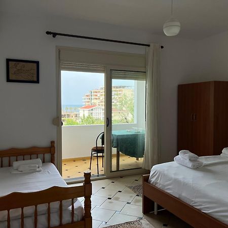 Rei'S Place Vlore Exterior photo