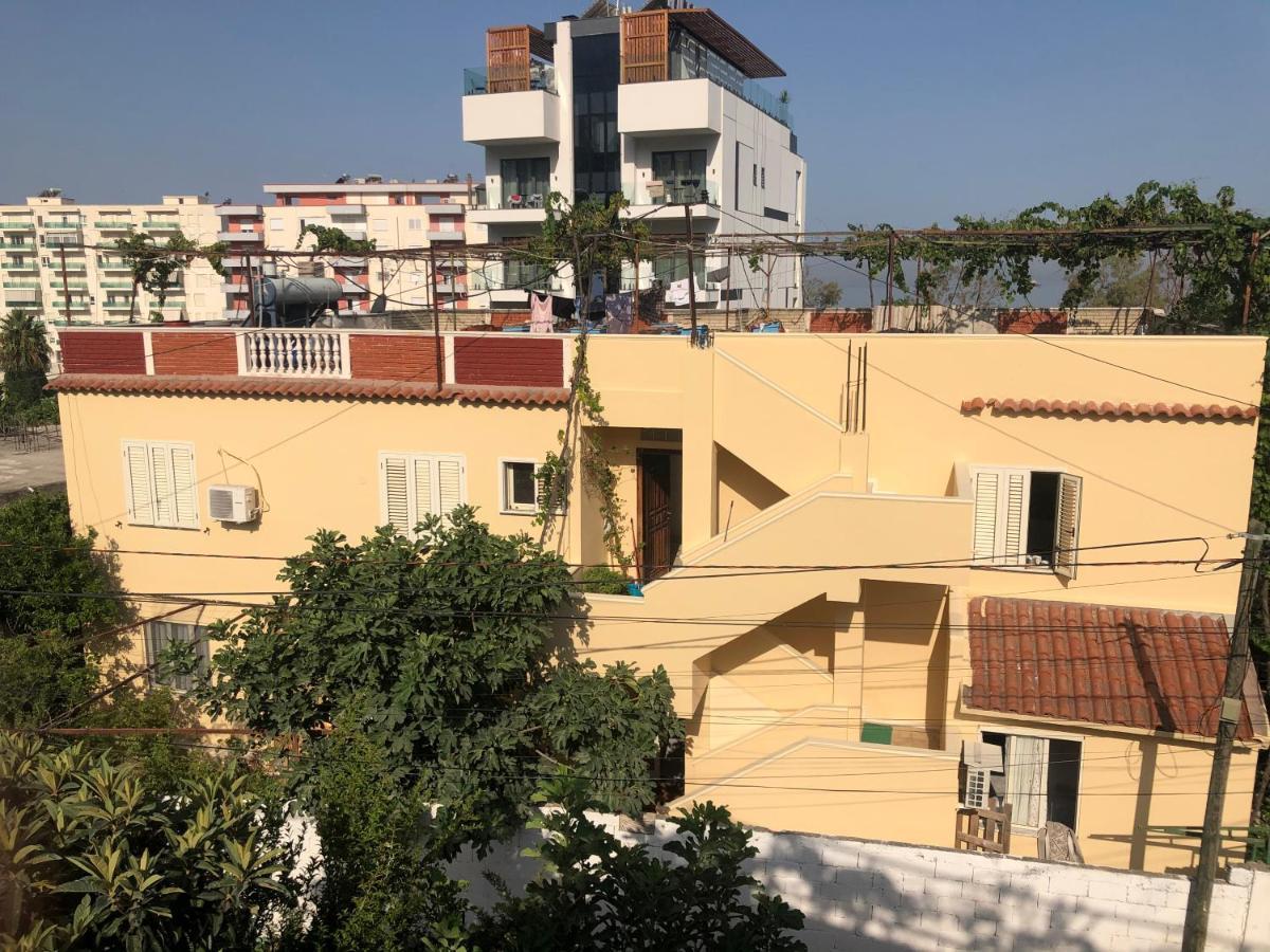 Rei'S Place Vlore Exterior photo