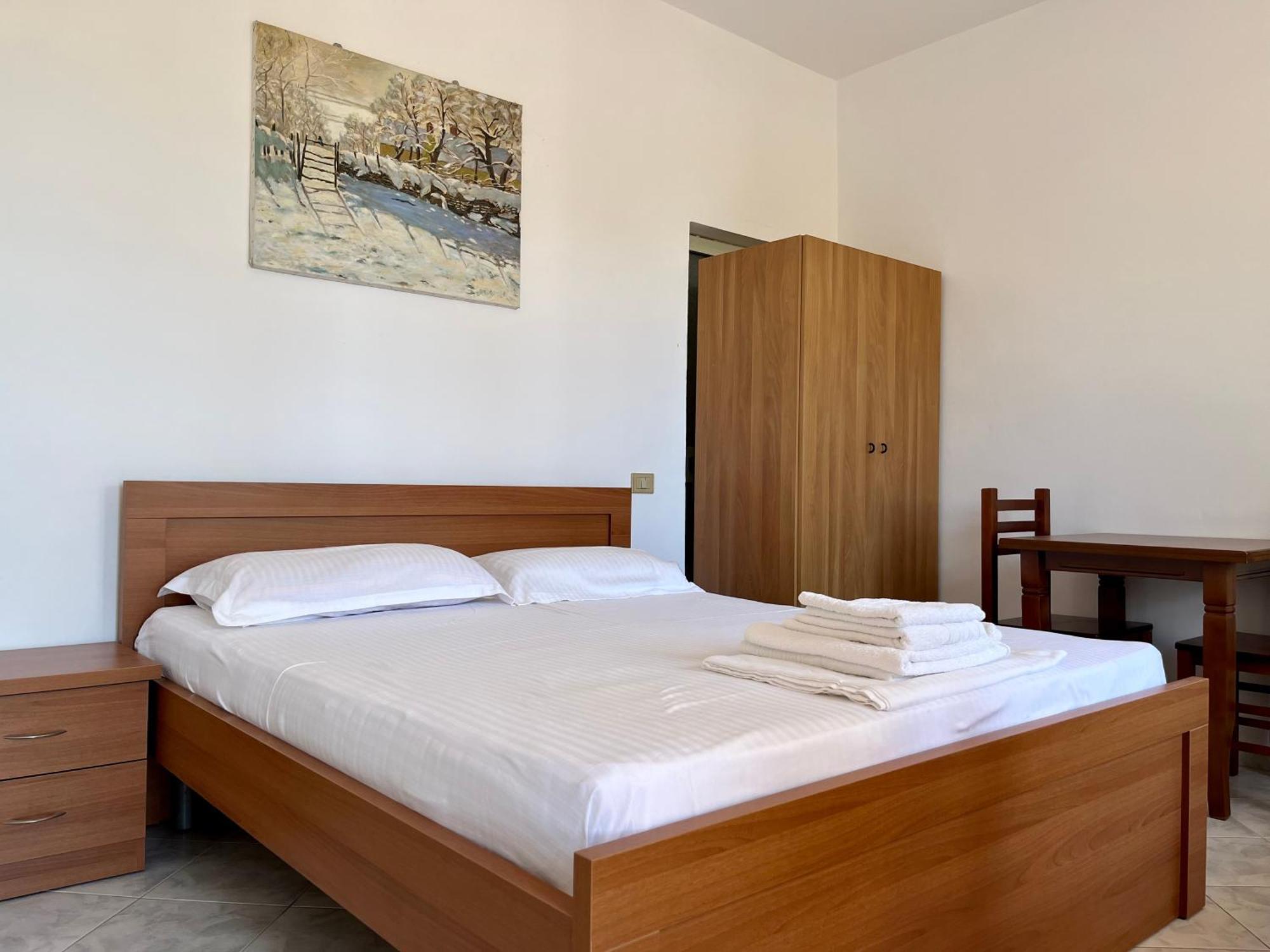 Rei'S Place Vlore Exterior photo